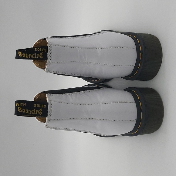 1426- Dr. Martens Women's Chelsea Boots White Color Size 6 - Picture 7 of 12